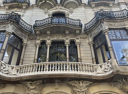 SpainBcn-Programms STAFF TRAINING- ENGLISH-COURSE, Barcelona